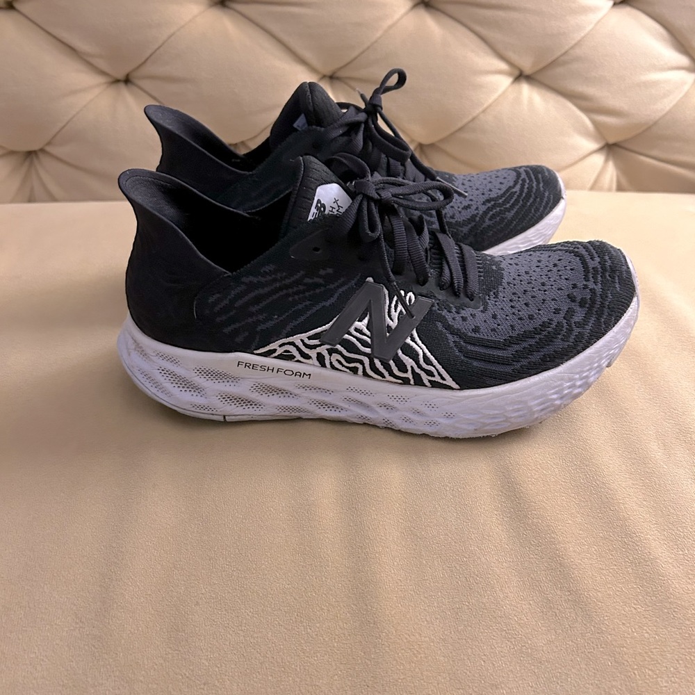 New Balance Freshfoam 1080 v10 size 8